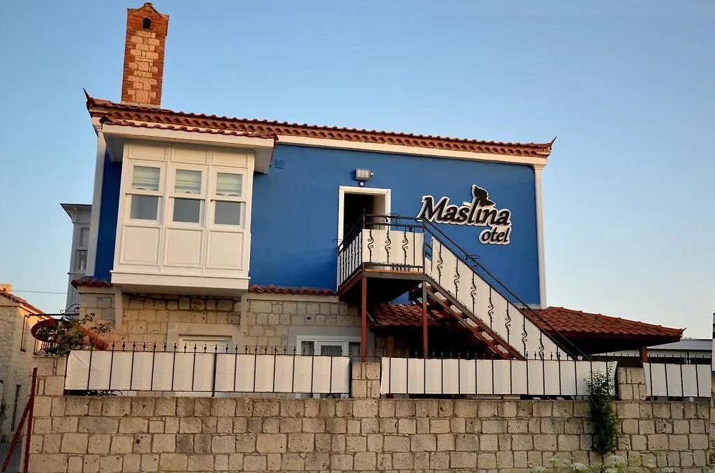 Hotel Masli̇Na Otel Smirne