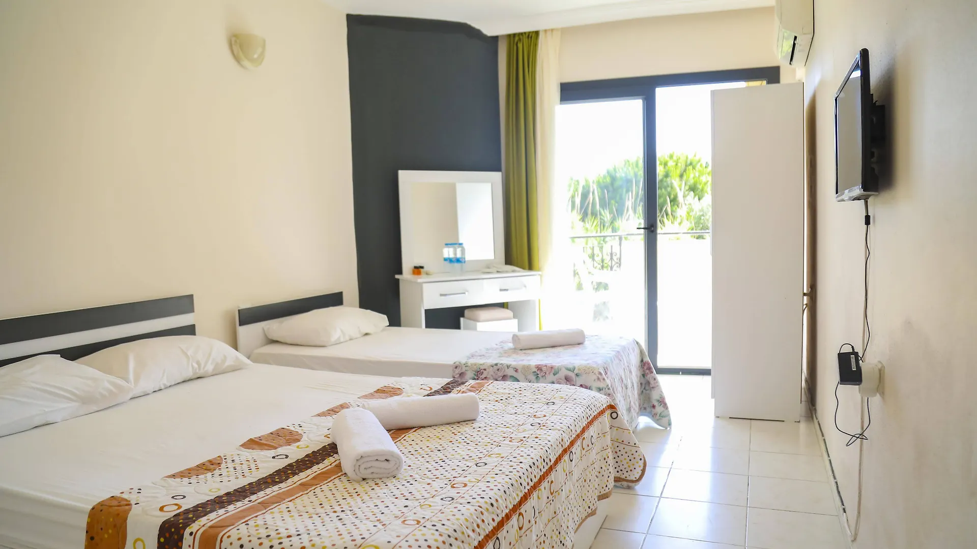 Masli̇Na Otel İzmir