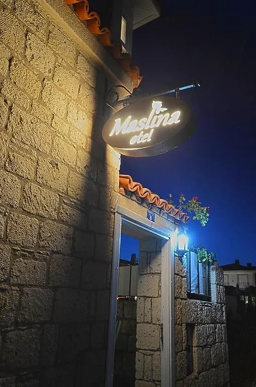 Masli̇Na Otel İzmir 3*,