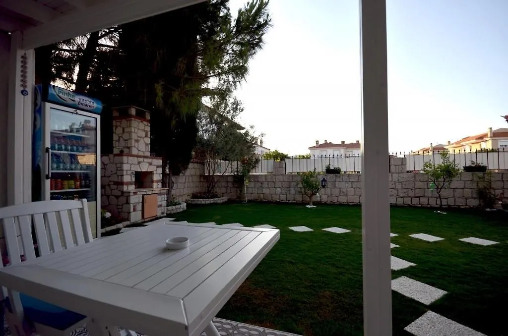 Masli̇Na Otel İzmir 3*,