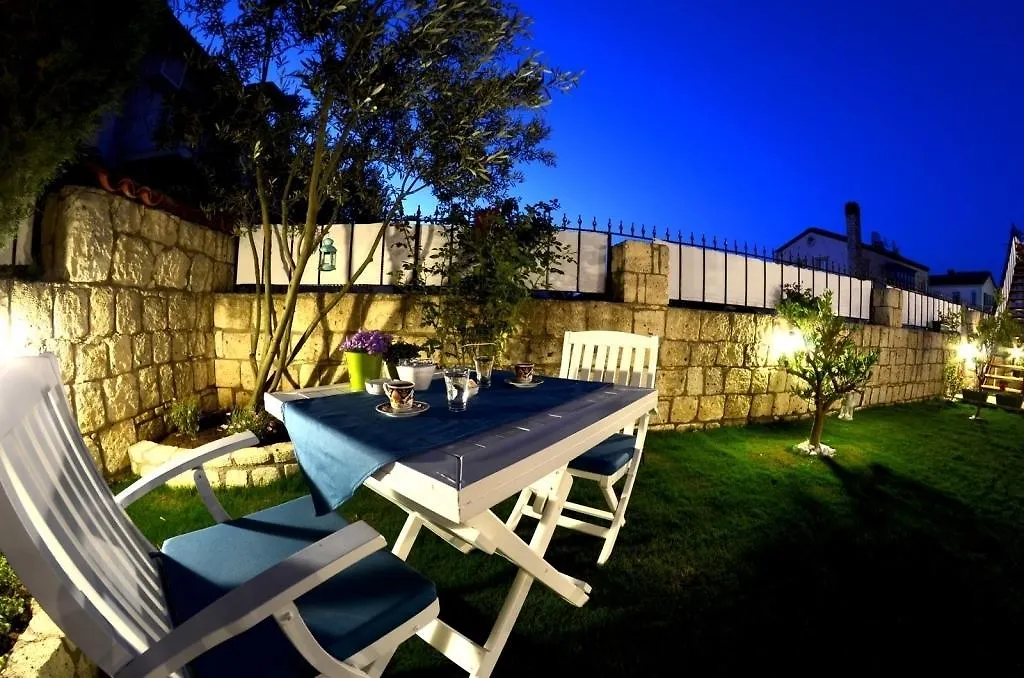 Masli̇Na Otel İzmir Türkiye