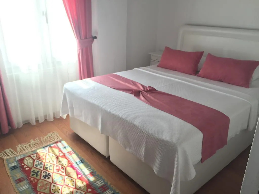 Masli̇Na Otel İzmir