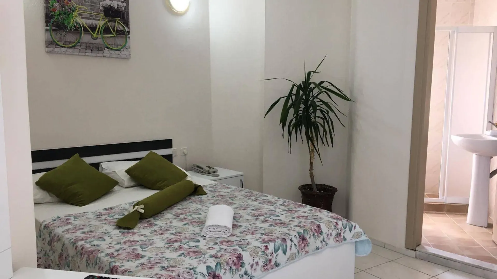 Masli̇Na Otel İzmir 3*,