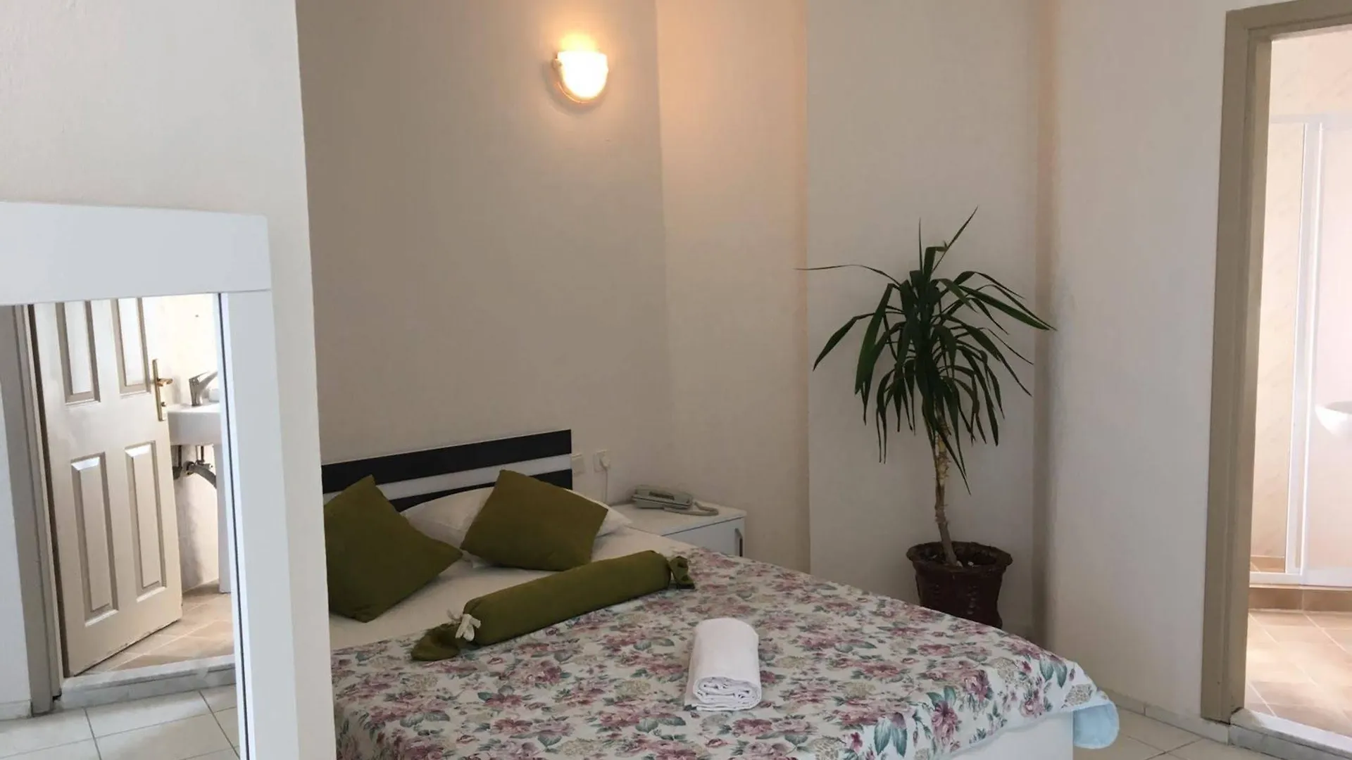 Masli̇Na Otel İzmir Türkiye